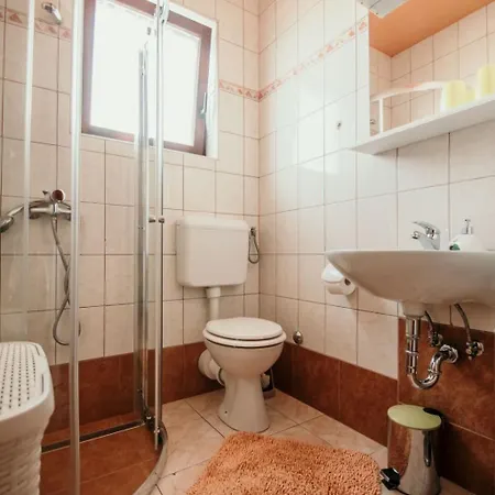 Bella Vista In Der Obersten Etage By Interhome * Dramalj