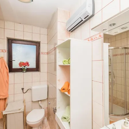 Bella Vista In Der Obersten Etage By Interhome *
