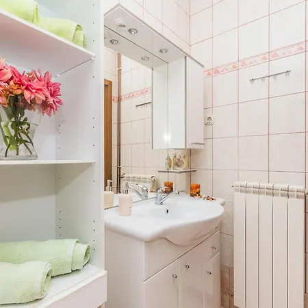 Apartment Bella Vista In Der Obersten Etage By Interhome Dramalj