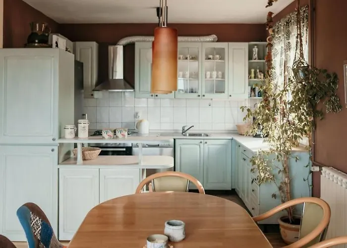 Bella Vista In Der Obersten Etage By Interhome