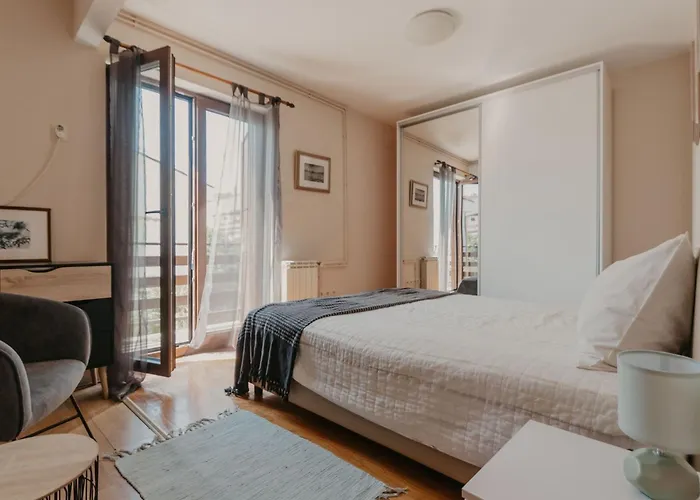 Apartman Bella Vista In Der Obersten Etage By Interhome Dramalj