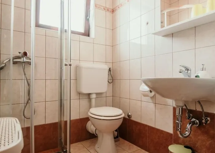 Bella Vista In Der Obersten Etage By Interhome * Dramalj