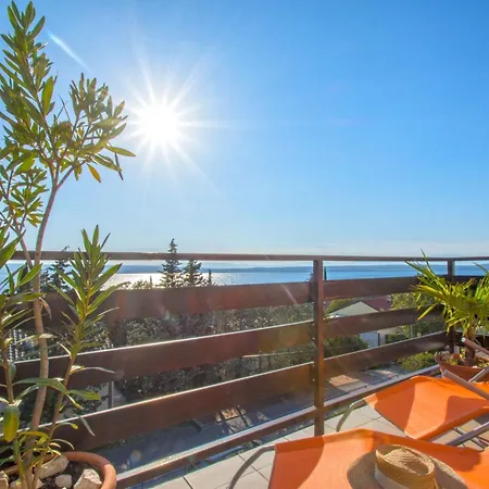 Bella Vista In Der Obersten Etage By Interhome *