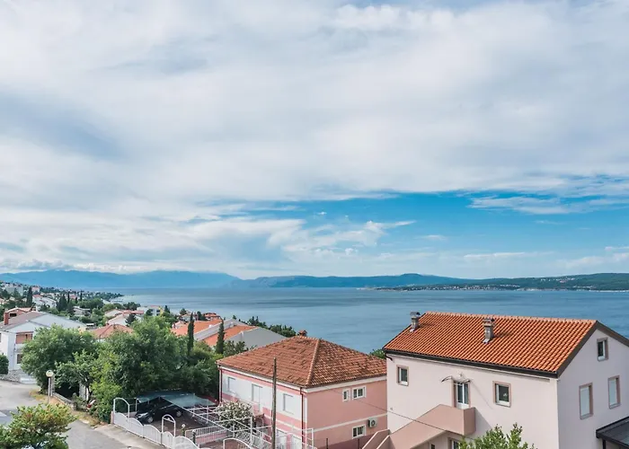 Bella Vista In Der Obersten Etage By Interhome * Dramalj