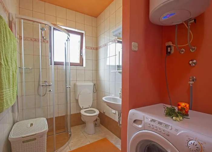 Bella Vista In Der Obersten Etage By Interhome * Dramalj